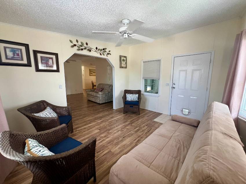 9814 Sucia Circle a Parrish, FL Mobile or Manufactured Home for Sale